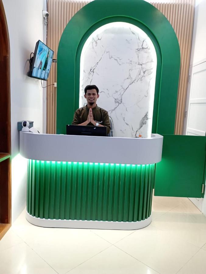 Kareem Syariah Hostel Bukittinggi Extérieur photo