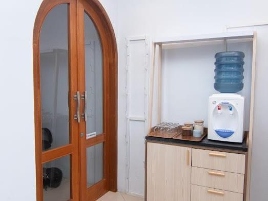 Kareem Syariah Hostel Bukittinggi Extérieur photo